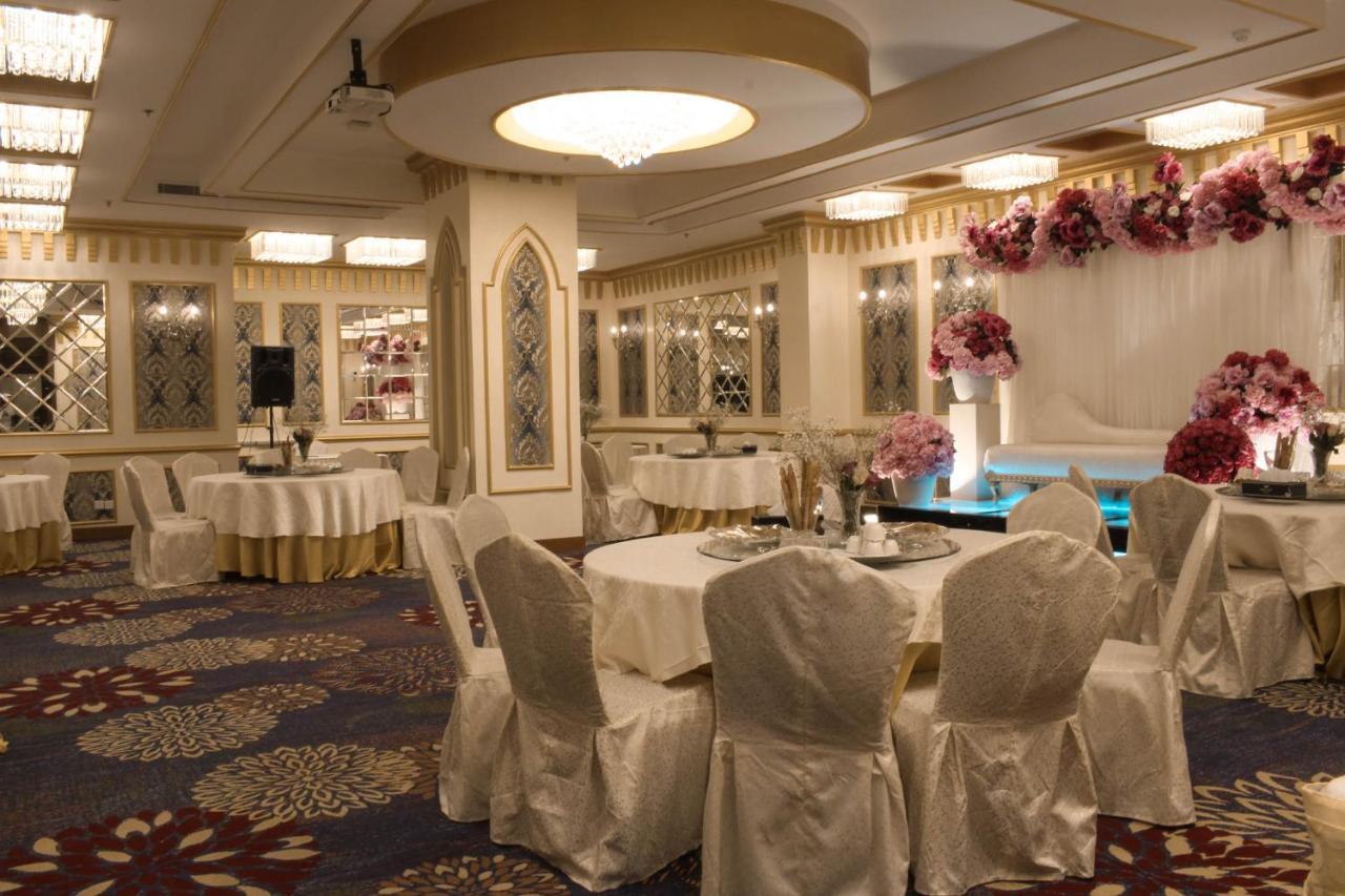 Velvet Hotel