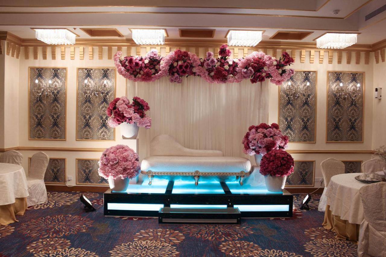 Velvet Hotel 4*